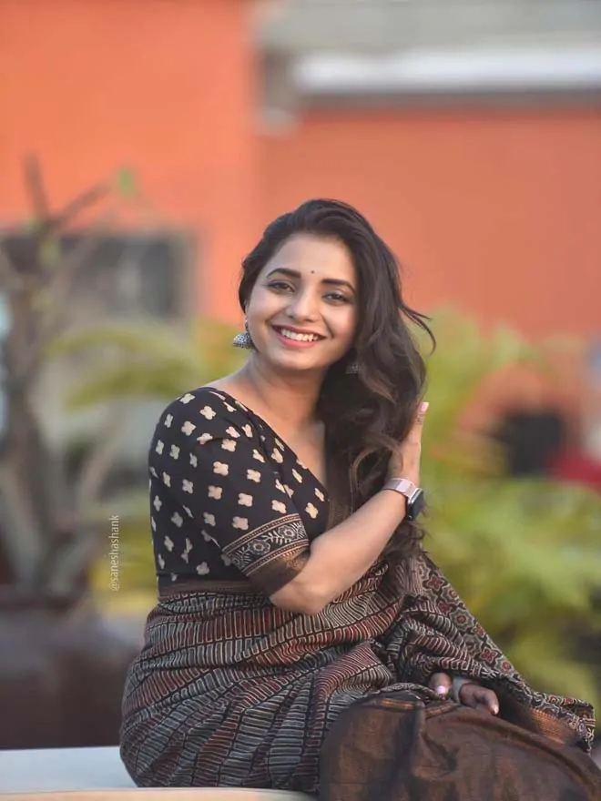 Charcoal Mangalgiri Saree