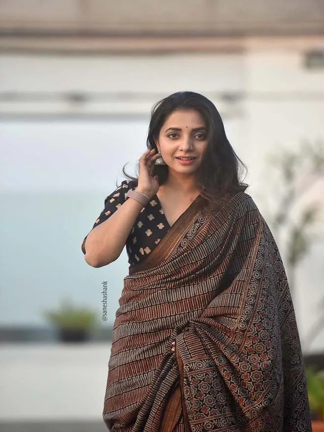 Charcoal Mangalgiri Saree