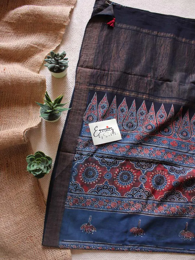 Black with Blue Border Mangalgiri Saree