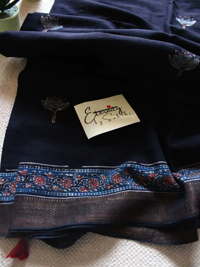 Black with Blue Border Mangalgiri Saree